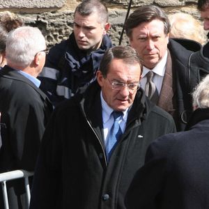 Depuis 26 ans, il était joker, pour Jean-Pierre Pernaut puis Marie-Sophie Lacarrau

Jean-Pierre Pernaut et Jacques Legros assistent à la messe de funérailles du journaliste Thierry Gilardi à Montfort-l'Amaury, France, le 31 mars 2008. Thierry Gilardi est décédé à l'âge de 49 ans le 25 mars. Photo by Mousse-Taamallah/ABACAPRESS.COM