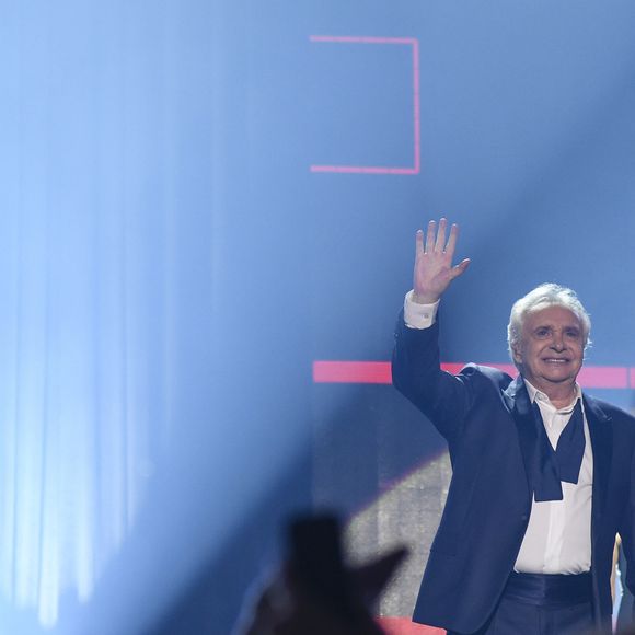 Exclusif - Michel Sardou en concert à la Seine Musicale, jusqu'au 7 janvier 2018 et les 14 et 15 mars, pour sa dernière tournée "La dernière danse" à Boulogne-Billancourt. Le 26 décembre 2017.

© Pierre Perusseau / Bestimage