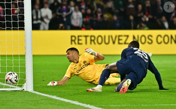 Nuno Mendes - Match de Ligue 1 McDonald's opposant le Paris Saint-Germain (PSG) à l'Olympique de Marseille (OM) - (3-1) au Parc des Princes à Paris le 16 mars 2025. © Christian Liewig/Bestimage