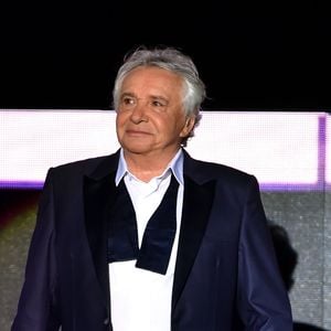 Exclusif - Michel Sardou aux Arènes de Nîmes pour le second concert de sa dernière tournée "La Dernière Danse" le 7 juillet 2017. © Bruno Bebert / Bestimage