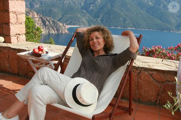 Mireille Dumas, à Porto, en Corse. Photo by Max Colin/ABACAPRESS.COM