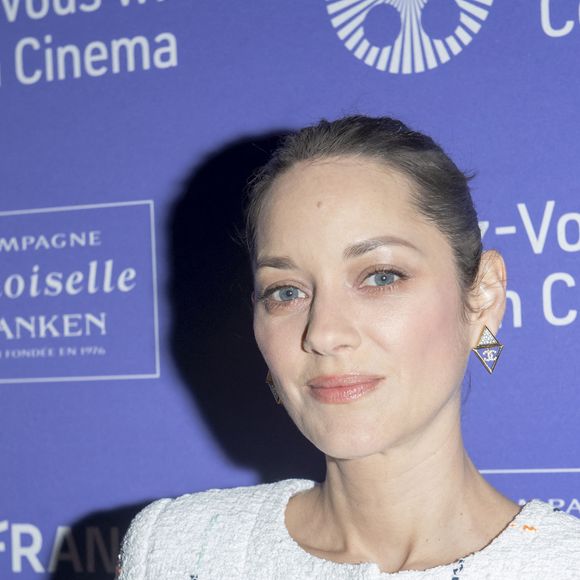 Marion Cotillard assiste à la 29e soirée d'ouverture des Rendez-Vous avec le cinéma français au Walter Reade Theater le 29 février 2024 à New York.