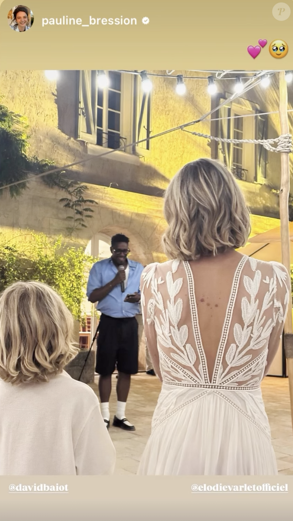 La jolie robe dos nu d'Élodie Varlet lors de son mariage avec Jérémie Poppe le 23 mai 2026 dans le Verdon