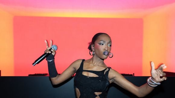 Après la musique, Ebony Cham (Star Academy) se lance dans un nouveau métier, une grande structure lui a fait confiance