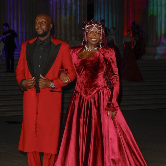 Wyclef Jean, Marie Claudinette Jean - The British Museum Ball à Londres le samedi 17 octobre 2026. 

Photo : Backgrid UK/ Bestimage