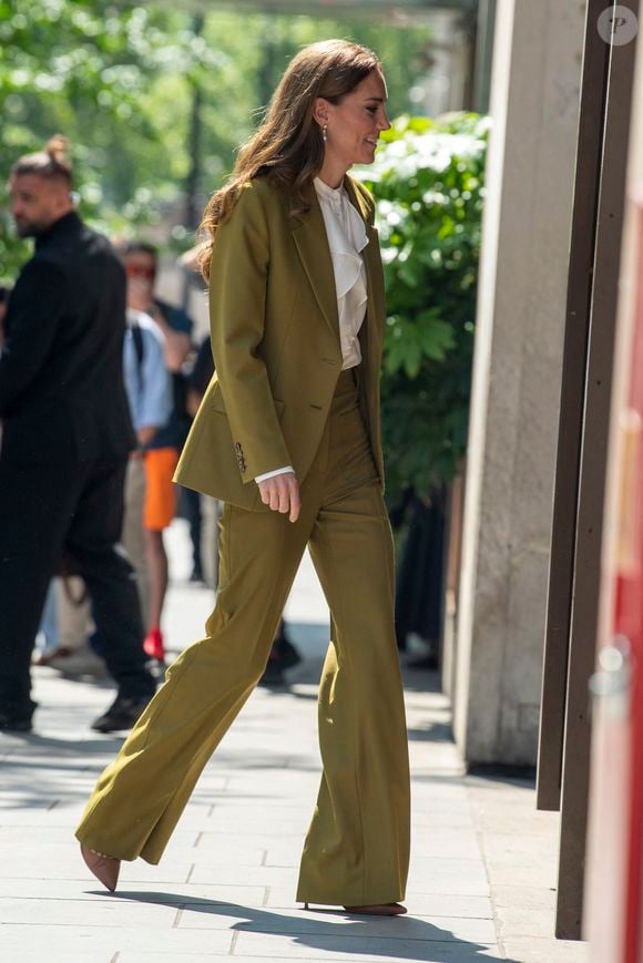 Catherine (Kate) Middleton, princesse de Galles, arrive aux studios "180 Strand" à Londres.