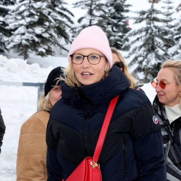 Alexandra Lamy - Les célébrités prennent le volant sur le circuit sur glace Skoda dans le cadre du 27ème festival International du Film de Comédie de l'Alpe d'Huez, le 19 janvier 2023. 
© Dominique Jacovides / Bestimage