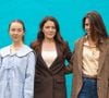 Charlotte Casiraghi et sa demi-sœur Alexandra de Hanovre ont notamment fait une apparition remarquée, misant sur des looks printaniers et décontractés.

Mélanie-Antoinette de Massy, Charlotte Casiraghi et la princesse Alexandra de Hanovre lors de la sixième journée du Rolex Monte-Carlo Masters au Monte-Carlo Country Club de Monaco. 10 avril 2026 © Claudia Albuquerque/Bestimage