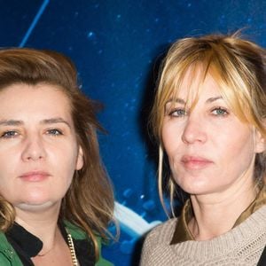 Marie-Amélie Seigner en dit plus sur les violences infligées par sa sœur Mathilde

Marie-Amelie Seigner et Mathilde Seigner lors du photocall du spectacle 'BO le voyage musical' de Catherine Lara et Giuliano Peparini au 13 Art a Paris, France. Photo by Nasser Berzane/ABACAPRESS.COM