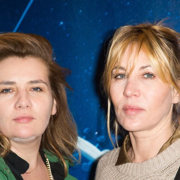 Marie-Amélie Seigner en dit plus sur les violences infligées par sa sœur Mathilde

Marie-Amelie Seigner et Mathilde Seigner lors du photocall du spectacle 'BO le voyage musical' de Catherine Lara et Giuliano Peparini au 13 Art a Paris, France. Photo by Nasser Berzane/ABACAPRESS.COM
