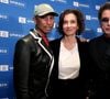 Jean-Michel Jarre était présent

Pharrell Williams, Audrey Azoulay et Jean-Michel Jarre - Le rappeur, producteur et créateur de mode américain Pharrell Williams reçoit un diplôme de la directrice générale de l'UNESCO A.Azoulay en tant qu'Ambassadeur de bonne volonté de l'UNESCO pour les arts, l'éducation et l'entreprenariat, au siège de l'UNESCO, à Paris, le 17 décembre 2024. 
© Stéphane Lemouton / Bestimage