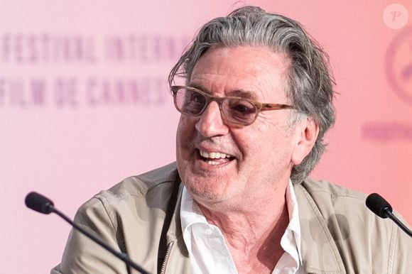 Daniel Auteuil en conférence de presse pour le film "Vie Privée" (Hors Compétition) lors du 78ème Festival International du Film de Cannes, France, le 21 mai 2025. © Estelle Carlier/Pool/Bestimage