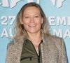 Caroline Vigneaux a ainsi pris les choses en mains : "Allez hop, Alarrache.com, Afrique, et bim ! Cap Town, club 5-étoiles all inclusive, miniclub, animation, club de gym (enfin ça on verra), discothèques et cocktails à volonté (yipiiii)… I am the queen of the world ! Et nous voilà partis… en vol charter… pendant dix heures. Mais qu’importe, demain on sort le maillot de bain."
Caroline Vigneaux - Première du film Disney "Vaiana 2" au Grand Rex à Paris le 23 novembre 2024. © Coadic Guirec/Bestimage