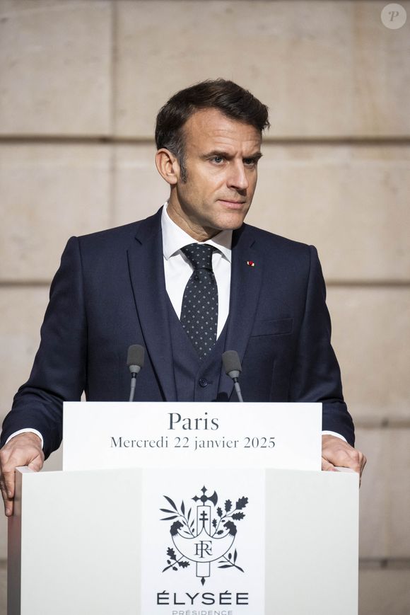 Le président de la République française Emmanuel Macron reçoit le Chancelier allemand Olaf Scholz pour une réunion de travail au palais de l'Elysée à Paris, le 22 janvier 2025. 
© Eliot Blondet / Pool / Bestimage
