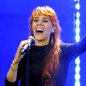 Zaz ne s'est pas retournée après la prestation d'un candidat originaire de l'île de la Réunion

Zaz - 15ème cérémonie Prix allemand du développement durable 2022 à Dusseldorf, le 2 décembre 2022. 
Crédit : Zuma Press / Bestimage