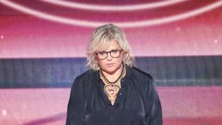 Laurence Boccolini remplacée par une célèbre Miss France à l’animation de Mot de Passe : comment a réagi la présentatrice ?