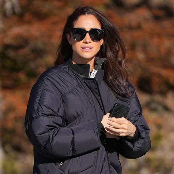Le prince Harry fait du skeleton sous les yeux de Meghan Markle lors d'une visite au camp d'entrainement des athlètes des Invictus Games 2024 à Whistler en Colombie Britannique le 15 février 2024.

Photo : Julien Burton / Bestimage