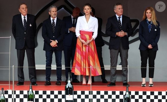 Elle a assisté au E-Prix 2025 de Monaco 
Michel Boéri, le président de l'Automobile Club de Monaco, Mike Fries, le PDG de Liberty Global, la princesse Charlene de Monaco et Alejandro Agag, fondateur et président de Formula E - Monaco E-Prix 2025, Round 7, le 4 mai 2025. Le pilote Sébastien Buemi a remporté la course devant Oliver Rowland suivi par Nick Cassidy C'est la 8eme édition du Monaco E-prix. A l’occasion de la 11eme saison du Championnat du Monde ABB FIA Formula E, les monoplaces de 3eme génération ont parcouru les rues de la Principauté. © Claudia Albuquerquet/Bestimage