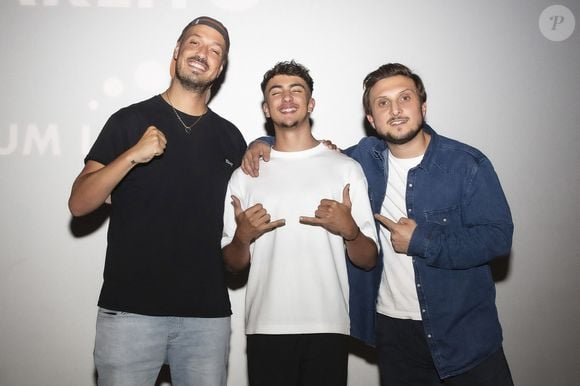 Exclusif - Carlito (Raphaël Carlier), Inoxtag (Inès Benazzouz), McFly (David Coscas) - Avant-première du film "La Traversée" de McFly et Carlito retraçant leur traversée vers la Corse, n Septembre 2020, à Paris, le 16 décembre 2021. © Jack Tribeca / Bestimage