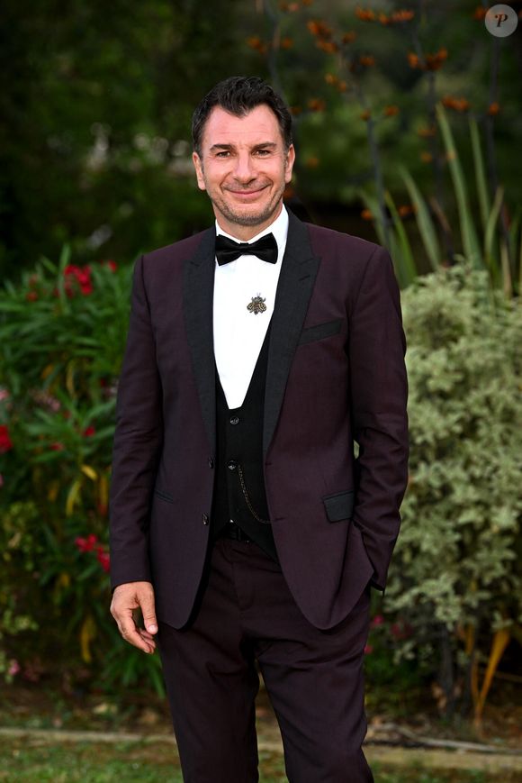 Il dément certaines informations relayées dans la presse et précise qu’il n’y a pas eu de violence physique.

 Michael Youn - 11ème édition du Gala de charité de Patrick Mouratoglou à la Mouratoglou Academy & Resort à Biot le 21 juin 2025. Ce gala de prestige réunit chaque année les grandes figures du sport, du divertissement et de nombreux donateurs, mobilisés pour soutenir les jeunes talents du tennis mondial. © Bruno Bebert/Bestimage