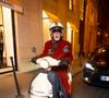 Ce projet immobilier colossal a nécessité de nombreuses années de travaux pour réunir et doubler la surface de son bien initial.

Exclusif - Christian Louboutin en scooter à Paris en marge des défilés Haute Couture Printemps/Eté 2025 le 27 janvier 2025.

© Perusseau / Da Silva / Bestimage