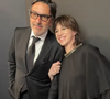 Charlotte Gainsbourg et Yvan Attal sont apparus très complices et tactiles.

Charlotte Gainsbourg et Yvan Attal