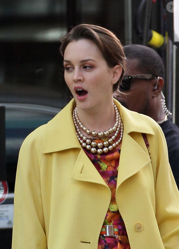 Mais alors combien d'heures doit-on dormir pour être en bonne santé ? 

L'actrice Leighton Meester sur le plateau de tournage de la série télévisée Gossip Girl à Manhattan, New York City, NY, USA le 20 mars 2012. Pourquoi Leighton Meester baille après 14 heures pendant le tournage de Gossip Girl, peut-être qu'elle s'ennuie de son propre scénario. Photo by Tim/Eagle/ABACAPRESS.COM