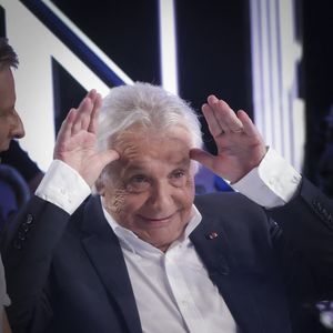 Exclusif - Michel Sardou sur le plateau de l'émission Touche pas à mon poste (TPMP) présentée en direct par C.Hanouna et diffusée sur C8 le 29 août 2022.

© Jack Tribeca / Bestimage