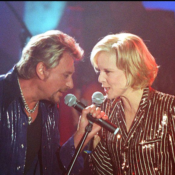 Des photos qui ont suscité beaucoup de nostalgie chez les internautes

Sylvie Vartan et Johnny Hallyday.