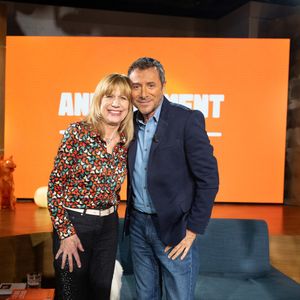 Pascale Michard, Bernard Montiel sur plateau de l'émission "Animalement Vôtre" présentée par Bernard Montiel et diffusée le 22 mars 2026 sur France 3, à Paris, France, le 13 janvier 2026. © Julien Sarkissian/Bestimage