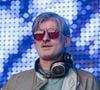 Kavinsky est décédé à l'âge de 50 ans, laissant derrière lui un héritage majeur dans la musique électro.

Kavinsky - Festival 4L au Chalet des Iles à Paris. La programmation est complète ! © Sitraka Ramiandrasoa/Bestimage