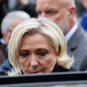 Marine Le Pen -  Arrivées à l'hommage à Jean-Marie Le Pen en l’église Notre-Dame du Val-de-Grâce à Paris le 16 janvier 2025.

© Cyril Moreau / Bestimage