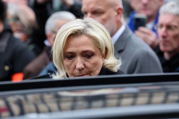 Marine Le Pen -  Arrivées à l'hommage à Jean-Marie Le Pen en l’église Notre-Dame du Val-de-Grâce à Paris le 16 janvier 2025.

© Cyril Moreau / Bestimage