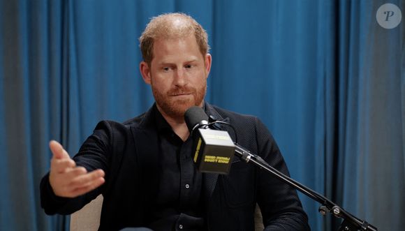 Le prince Harry, membre de la famille royale britannique exilé, a mis en garde les parents contre la publication des visages de leurs enfants sur les réseaux sociaux.  Photo par JLPPA / Bestimage