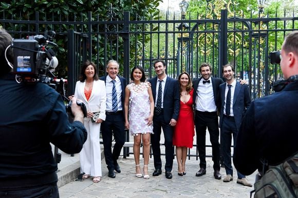 La famille Kretz : "L'Agence" sur TMC  : Sandrine et Olivier Kretz, Valentin et sa femme Charina Sarte, Martin et sa femme Eve von Romberg et Louis - Soirée de gala des 50 ans de la Fondation Claude Pompidou à l'Hôtel Marcel Dassault à Paris le 12 avril 2022.

Rachid Bellak / LMS / Bestimage