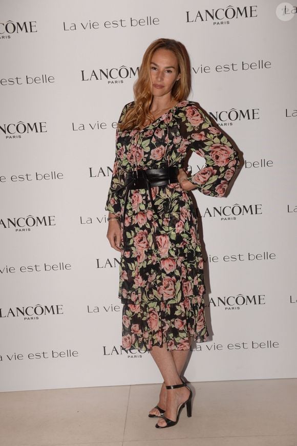 Exclusif - Vanessa Demouy Soirée Lancôme pour célébrer la nouvelle communication du parfum Iconique "La Vie est Belle" à l'hôtel Mona Bismarck à Paris le 12 septembre 2018. Le bonheur est encore plus vrai lorsqu’il est partagé