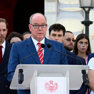 Le clan Grimaldi face à une rupture ?

 Le prince Albert II de Monaco - Célébration des 20 ans de règne du prince souverain Albert II de Monaco sur la place du Palais à Monaco © Bruno Bebert/Bestimage