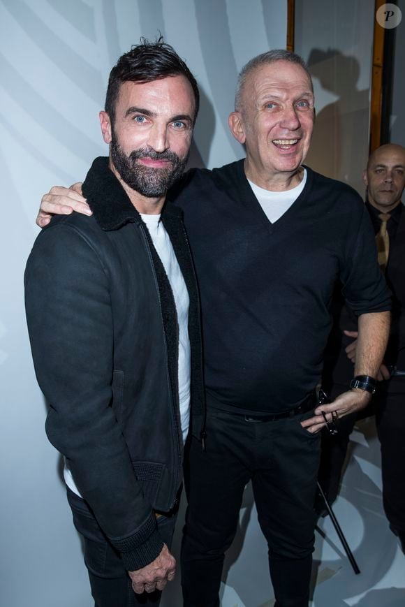 Nicolas Ghesquière et Jean-Paul Gaultier en backstage lors du défilé de mode "Jean Paul Gaultier", collection Haute-Couture printemps-été 2018, à Paris le 24 janvier 2018.
© Olivier Borde / Bestimage