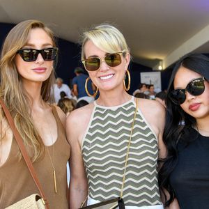 Exclusif -  Mathilde Pinault, Laeticia Hallyday et sa fille Joy dans l'Espace VIP lors de la 9ème édition du "Longines Paris Eiffel Jumping" au Champ de Mars à Paris, France, le 25 juin 2023. © Perusseau-Veeren/Bestimage