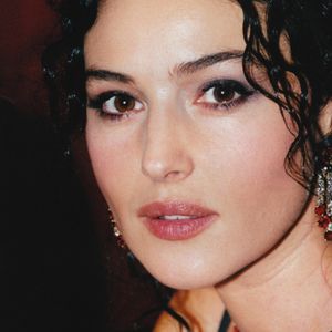 Trois ans et demi après leur rupture, les deux italiens divorcent officiellement en 1994

Monica Bellucci en 1999.  @Bestimage