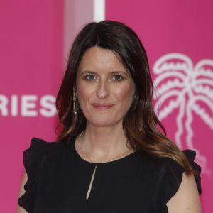 Anne Décis de "Plus Belle la Vie" au photocall lors de la 5ème saison du festival International des Séries "Canneseries" à Cannes, France, le 2 avril 2022. © Denis Guignebourg/Bestimage
