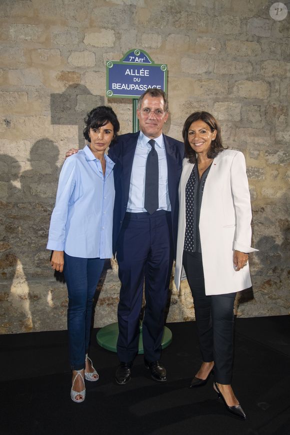 Exclusif - Rachida Dati, Laurent Dumas (président du groupe Emerige) et Anne Hidalgo - Inauguration de l'allée "Beaupassage" dans le 7ème arrondissement de Paris le 5 septembre 2018. Ce nouveau temple de la gastronomie est situé à la place de l’ancien couvent des Récollets. Ce "lieu de flânerie dédié au beau, au bon et au bien-être" accueille l’Allénothèque, la cave à vins de Y. Alléno, le Café P. Hermé, un salon gourmand géré par le virtuose de la pâtisserie, La Boulangerie de T.Marx et Daily Pic, la cantine à prix doux d’A.Sophie Pic, cheffe aux 7 étoiles. © Pierre Perusseau/Bestimage