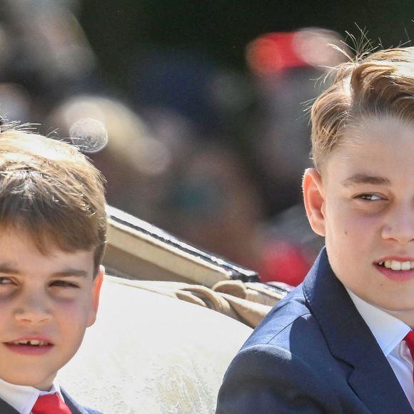 Le prince Louis, le prince George lors de la cérémonie des couleurs 2025, à Londres, Royaume-Uni, le 14 juin 2025. Photo by Zak Hussein/Splash News/ABACAPRESS.COM