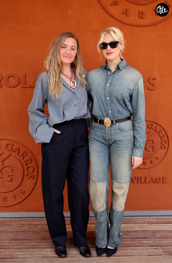Guest et Nadia Tereszkiewicz au photocall du village lors des Internationaux de France de Tennis de Roland Garros 2026, à Paris, France, le 6 juin 2026. © Jacovides-Moreau/Bestimage