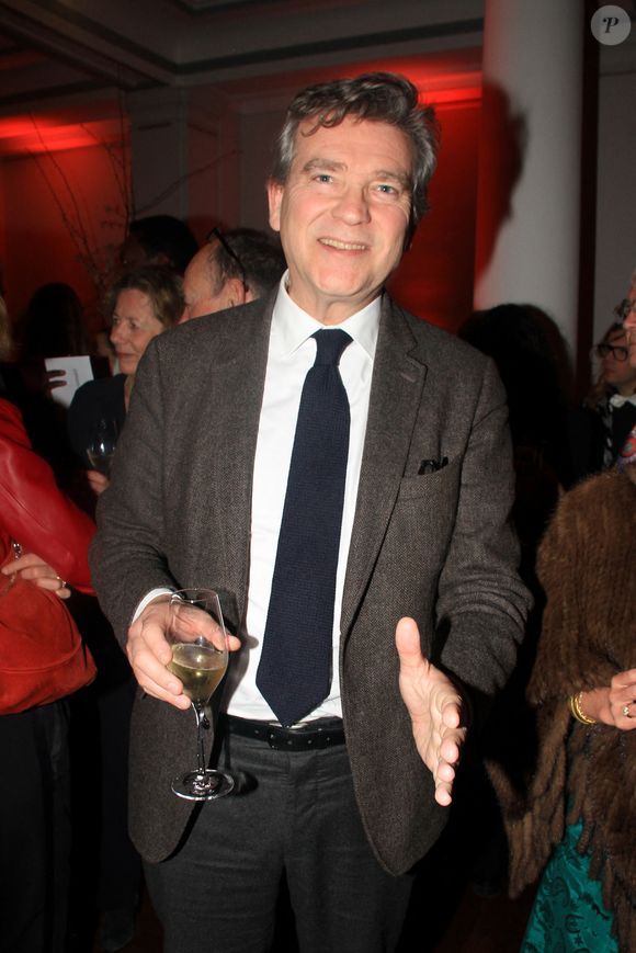 Aujourd'hui retiré de la vie politique, l'ancien élu socialiste va prochainement débarquer sur BFMTV

Arnaud Montebourg lors de la soirée "Les talents du coeur" au profit de l'association Mécénat Chirurgie Cardiaque à la salle Gaveau à Paris le 4 mars 2024.
© Philippe Baldini / Bestimage