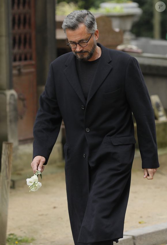 En parallèle, l'animateur faisait du sport plusieurs fois par semaine.

Olivier Minne - Obsèques de Christophe Michel (mari de JL Romero) au crématorium du cimetière du Père Lachaise à Paris le 6 juin 2018.  
 © AGENCE / BESTIMAGE