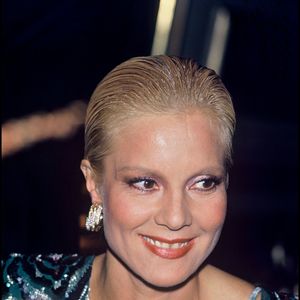 Archives - Sylvie Vartan.