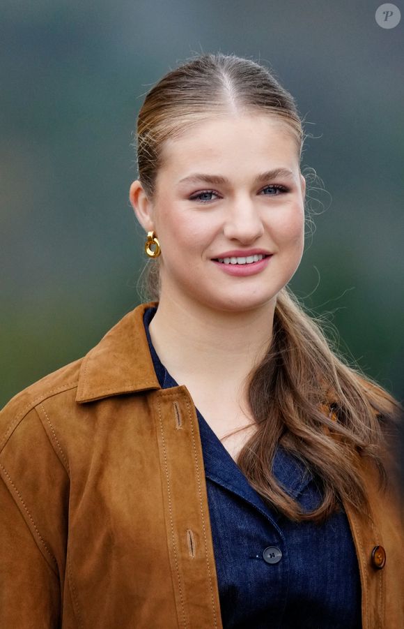 Le roi Felipe VI et la reine Letizia d'Espagne, La princesse Leonor, L'infante Sofia d'Espagne visitent Valdesoto, récompensé du Prix de la Ville Exemplaire des Asturies 2025, le 25 octobre 2025.
LALO YASKY / BESTIMAGE