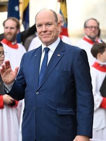 Albert de Monaco assorti à Kate Middleton pour une journée symbolique à Londres, sa présence surprend