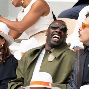 Hélène Sy, Omar Sy et Laurent Lafitte assistent au tournoi de Roland Garros 2025 le 7 juin 2025 à Paris, France. Photo par Laurent Zabulon/ABACAPRESS.COM
